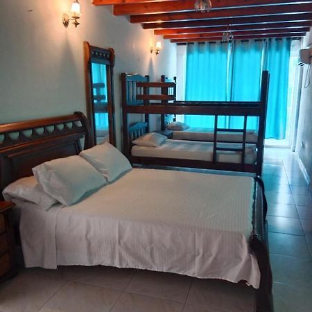 Habitaciones En Familia San Andrés Dış mekan fotoğraf
